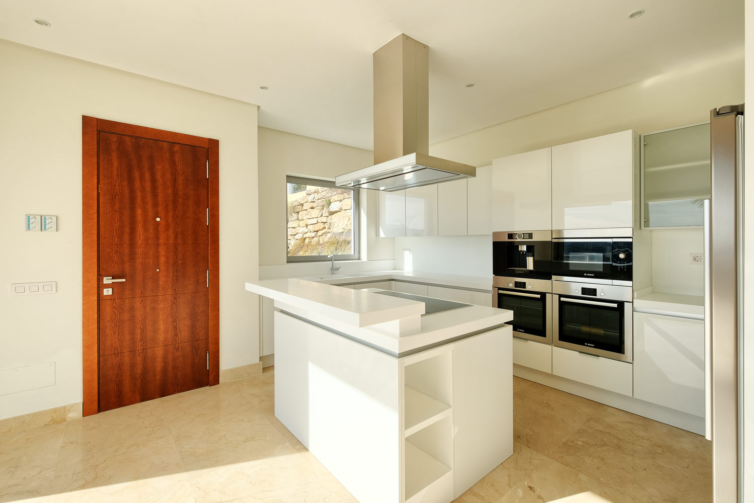 Villa zum verkauf in Los Arqueros-Puerto del Almendro (Benahavís)