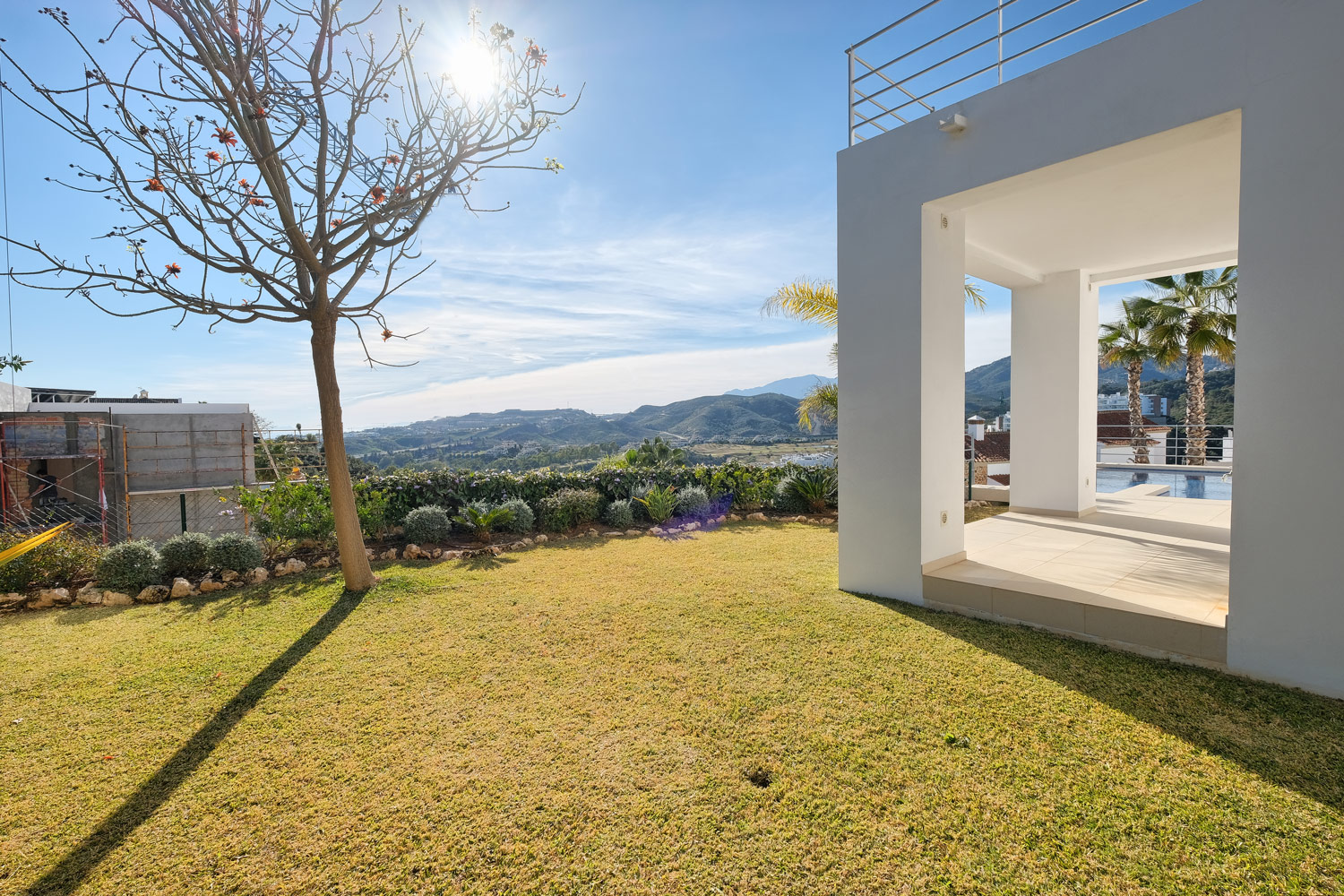 Villa zum verkauf in Los Arqueros-Puerto del Almendro (Benahavís)