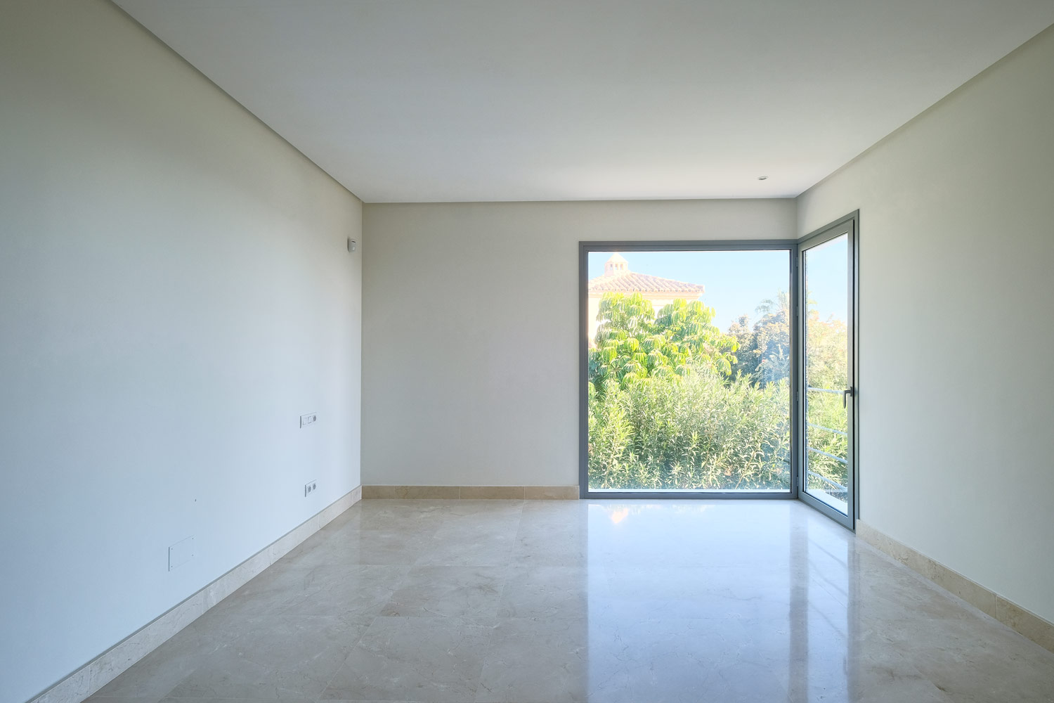 Villa zum verkauf in Los Arqueros-Puerto del Almendro (Benahavís)