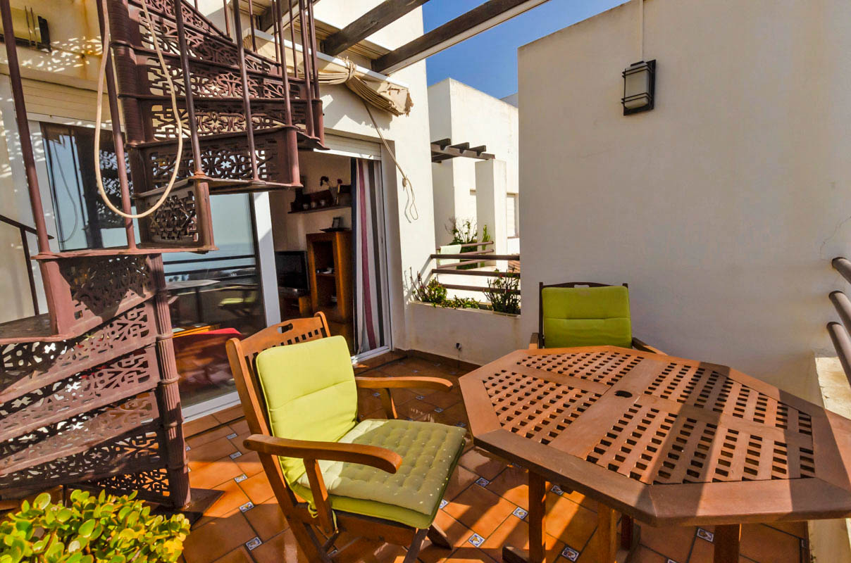 Penthouse te koop in de wijk Puerto de la Duquesa, Manilva-Costa del Sol.