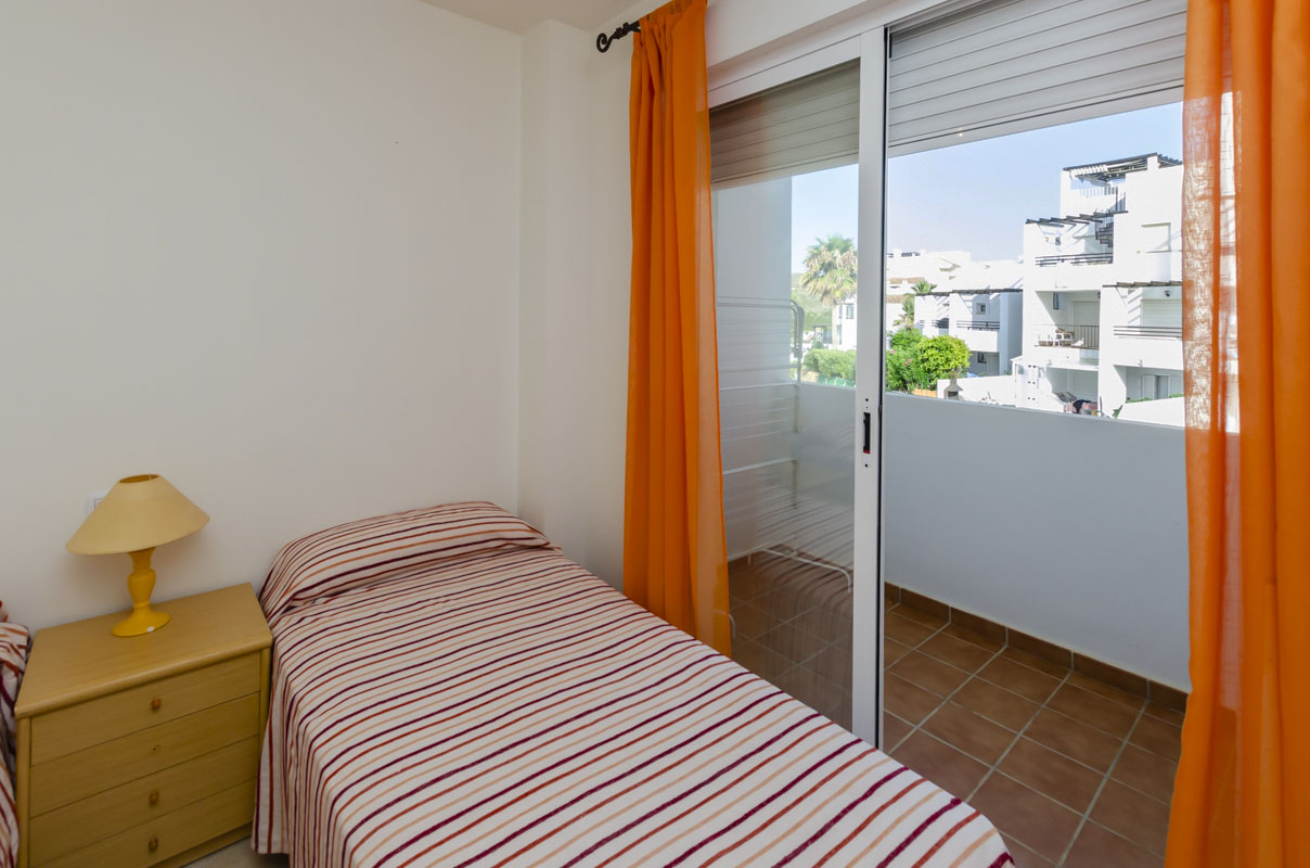 Penthouse à vendre dans le quartier de Puerto de la Duquesa, Manilva- Costa del Sol.