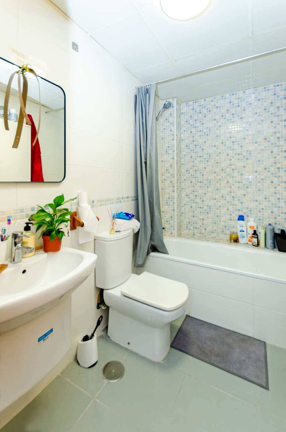 Wohnung in Loma de los Riscos, El Calvario, Zentrum von Torremolinos, Costa del Sol.