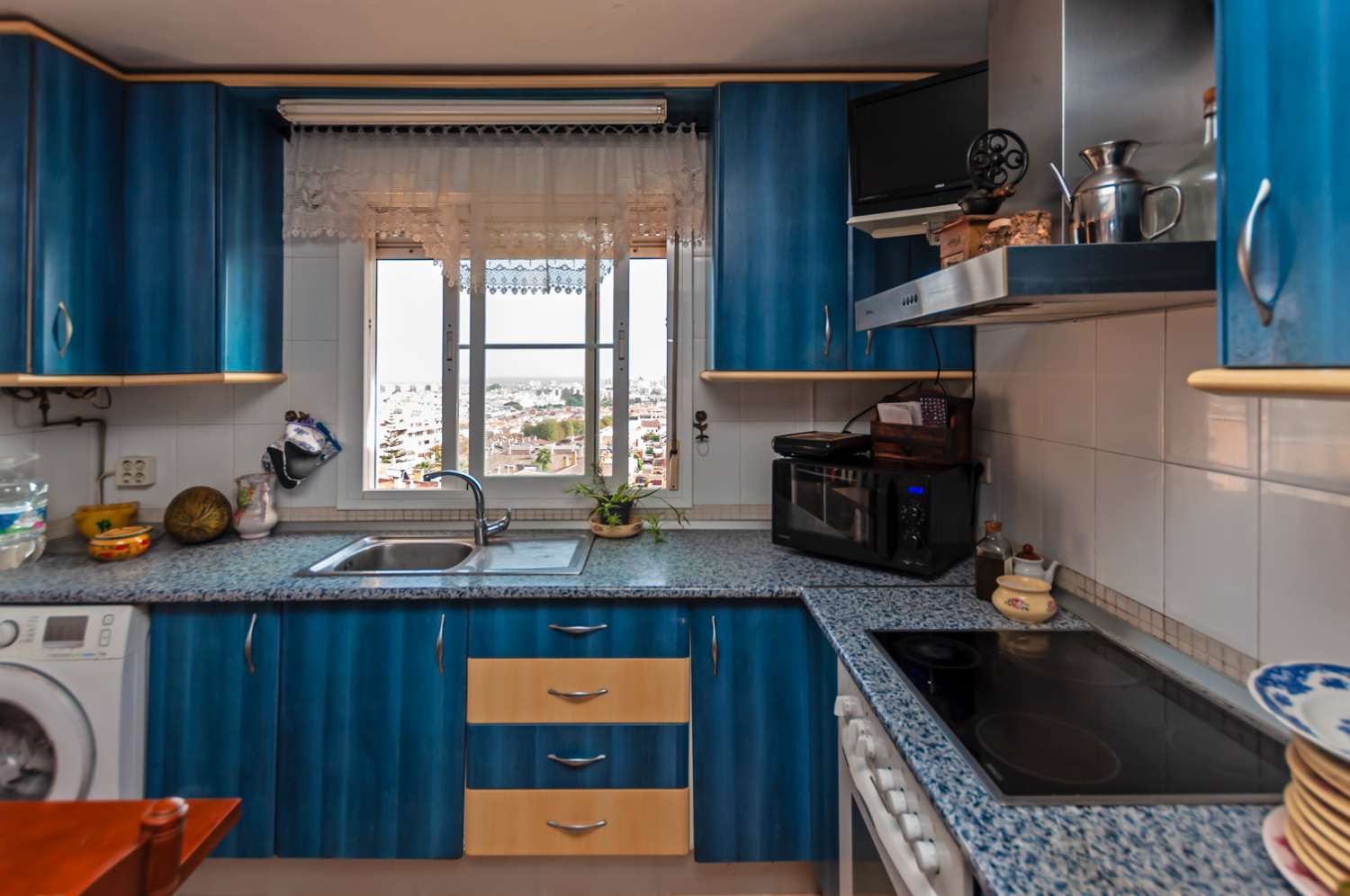 Penthouse zum Verkauf in Las Lagunas Mijas Costa. Terrasse mit Panoramablick!