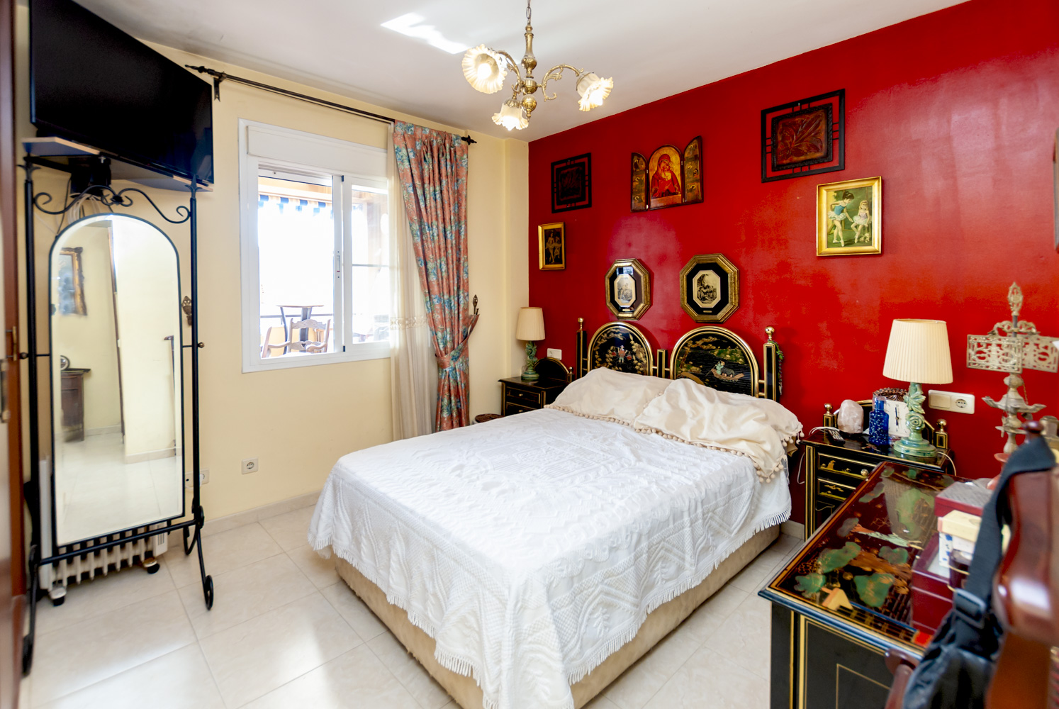 Penthouse zum Verkauf in Las Lagunas Mijas Costa. Terrasse mit Panoramablick!