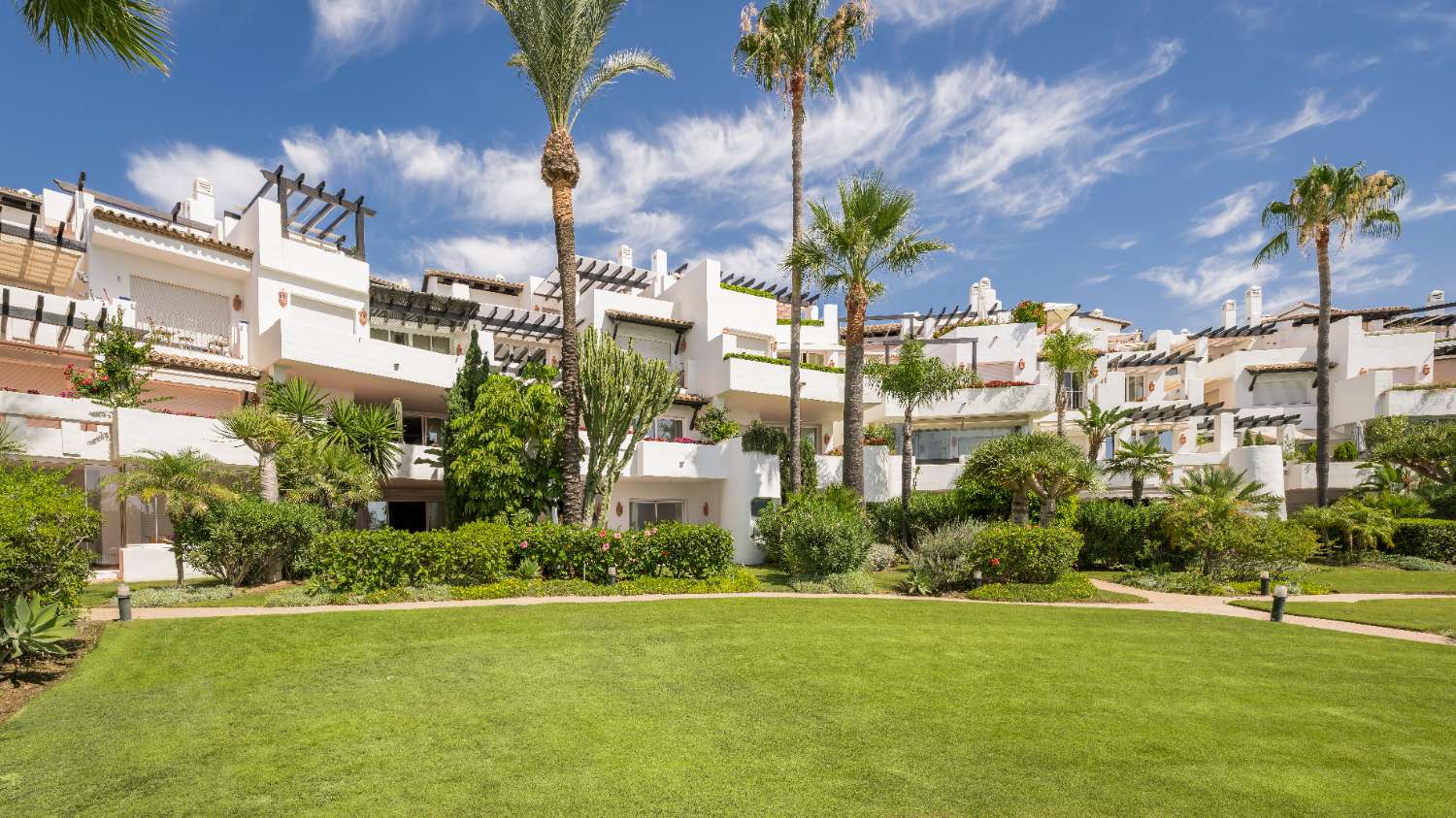 COSTALITA NEUE GOLDENE MEILE ESTEPONA
