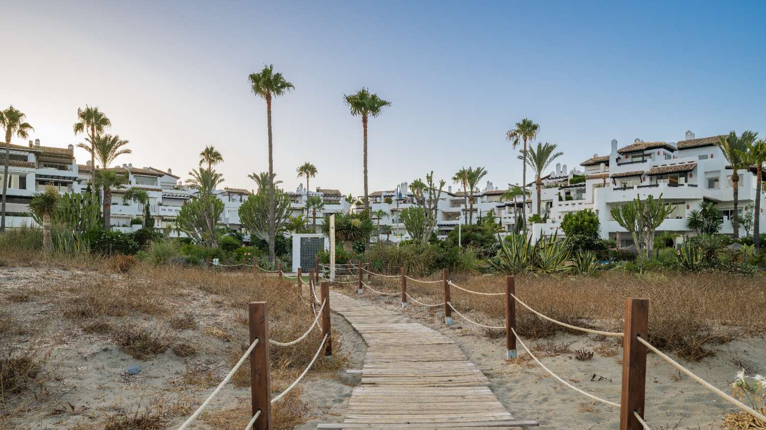 COSTALITA NEUE GOLDENE MEILE ESTEPONA