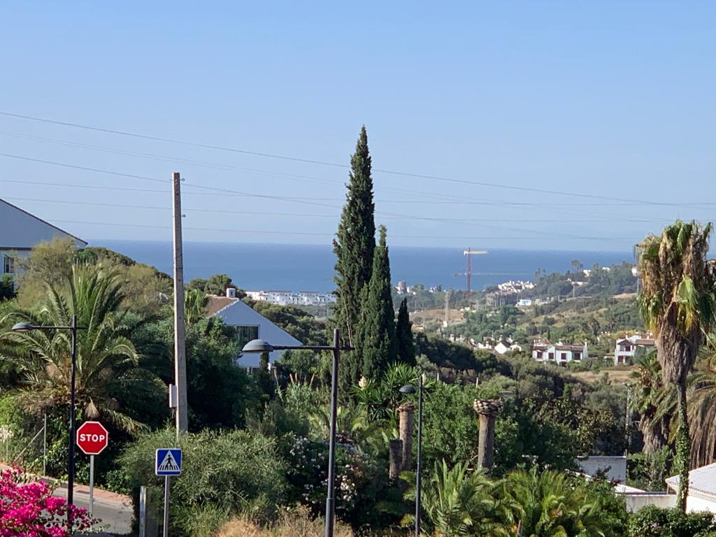 VILLA ROMANO SCHLÜSSELFERTIGE VILLA URB. VALLE ROMANO, ESTEPONA