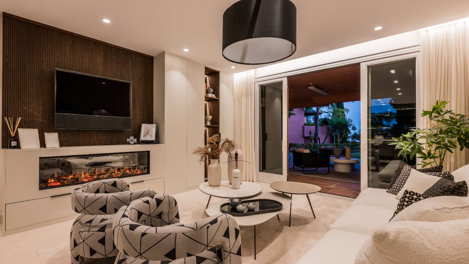 ERDGESCHOSSWOHNUNG TORRE BERMEJA-ESTEPONA