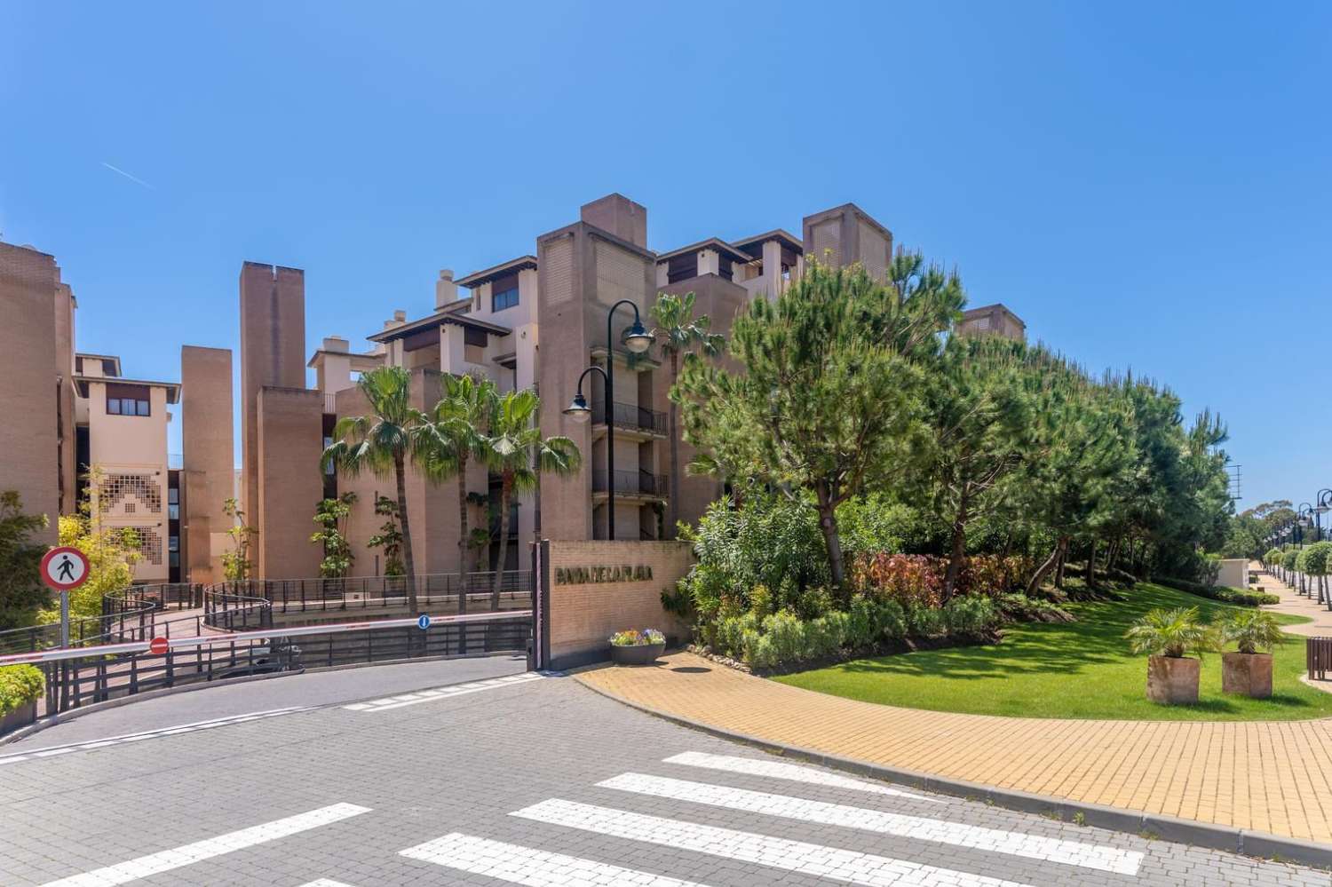 URB. BAHIA DE LA PLATA NEUE GOLDENE MEILE, ESTEPONA