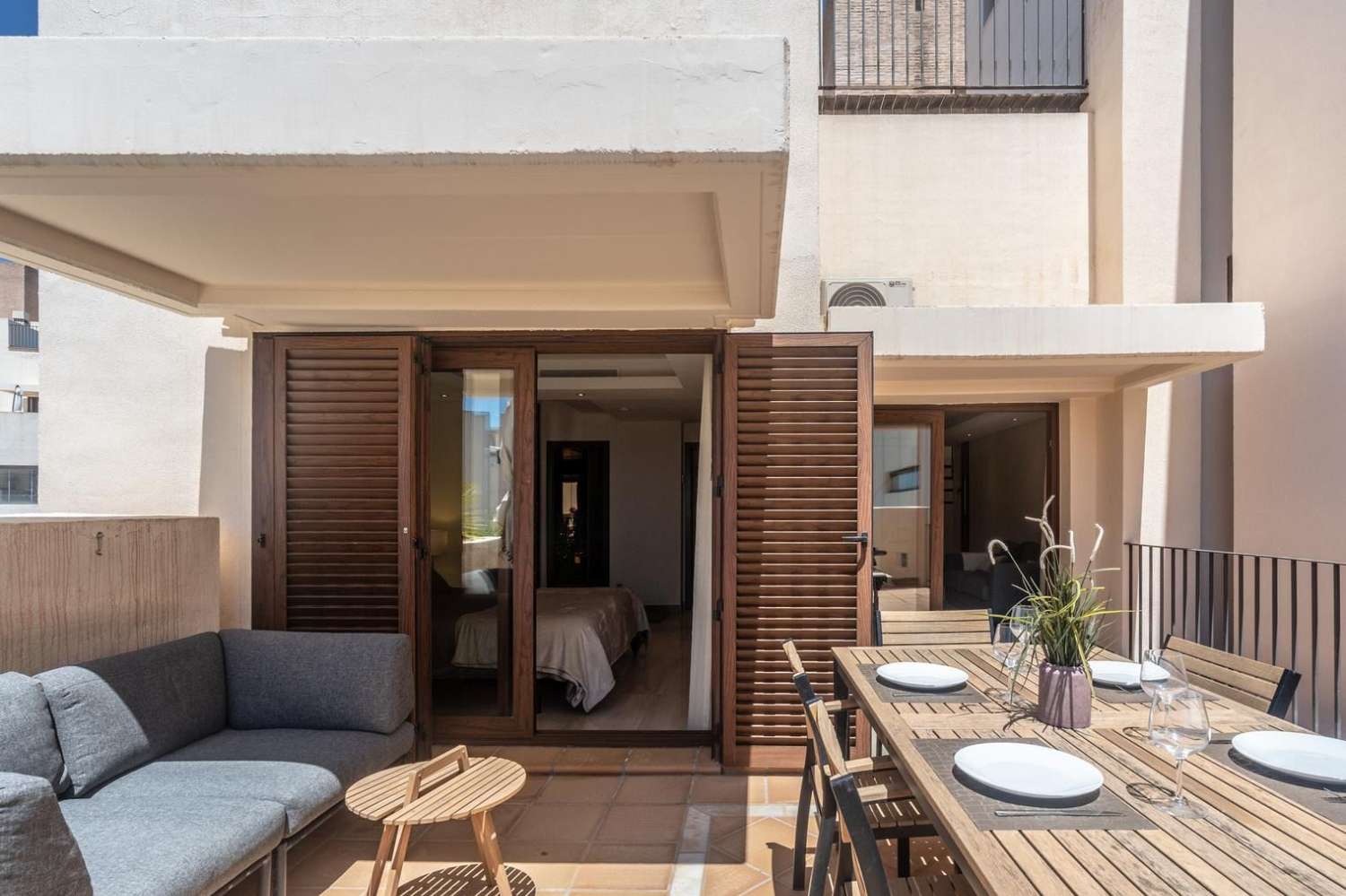 URB. BAHIA DE LA PLATA NEUE GOLDENE MEILE, ESTEPONA
