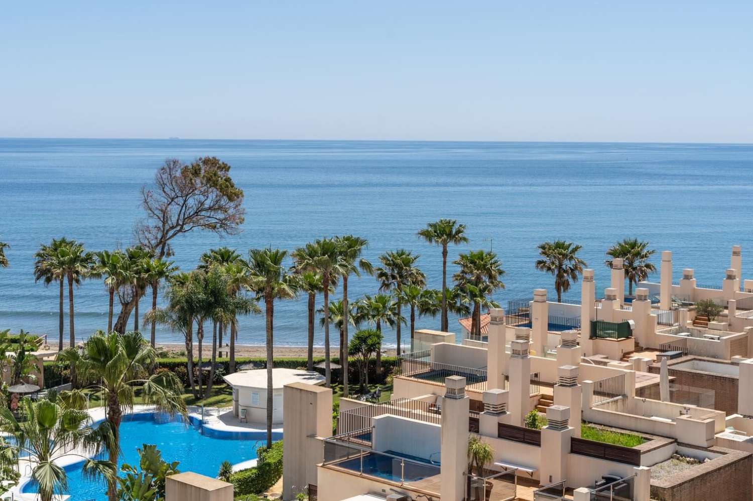 URB. BAHIA DE LA PLATA NEUE GOLDENE MEILE, ESTEPONA