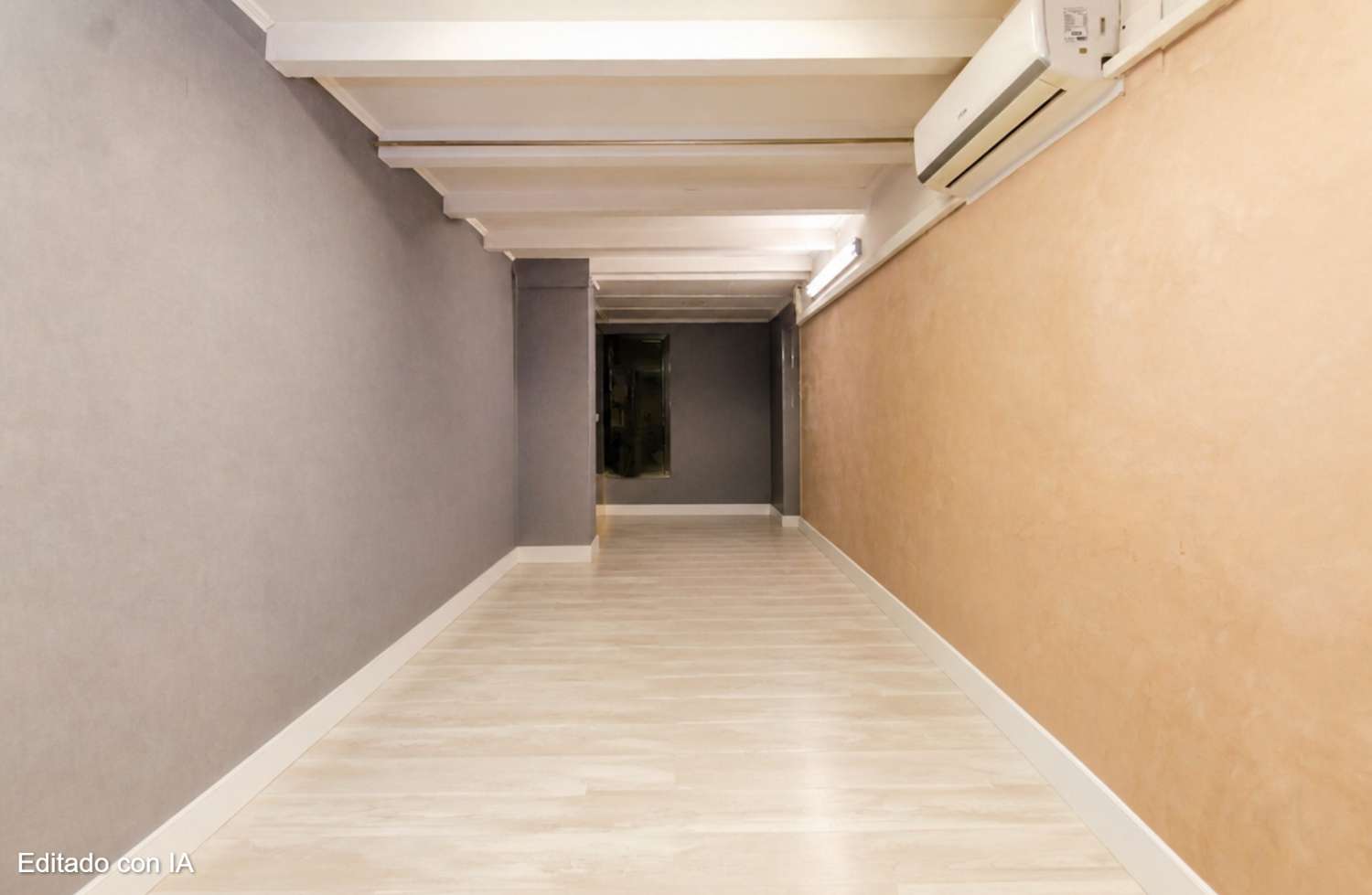 Local for sale in Cortijo Alto-Hipercor-Malaga