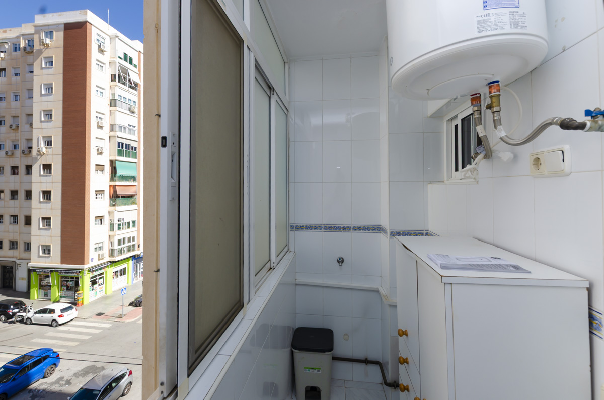 WOHNUNG ZU VERKAUFEN IN PLAZA BASCONIA!