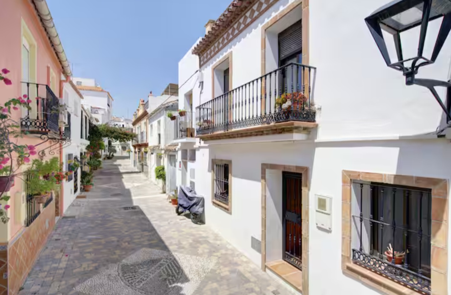 STADTHAUS IM ZENTRUM VON ESTEPONA
