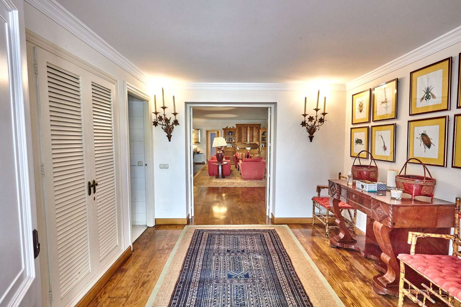 Freistehende Villa zum Verkauf in Casasola, Estepona, Guadalmina