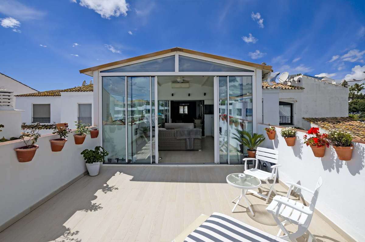 Penthouse zum Verkauf in Puerto Banús, Marbella, Costa del Sol