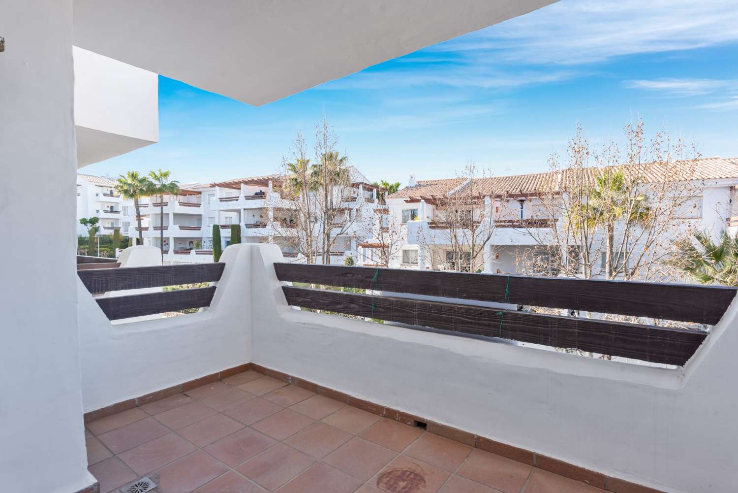 APARTAMENTO DE 2 DORMITORIOS EN SELWO HILLS, ESTEPONA