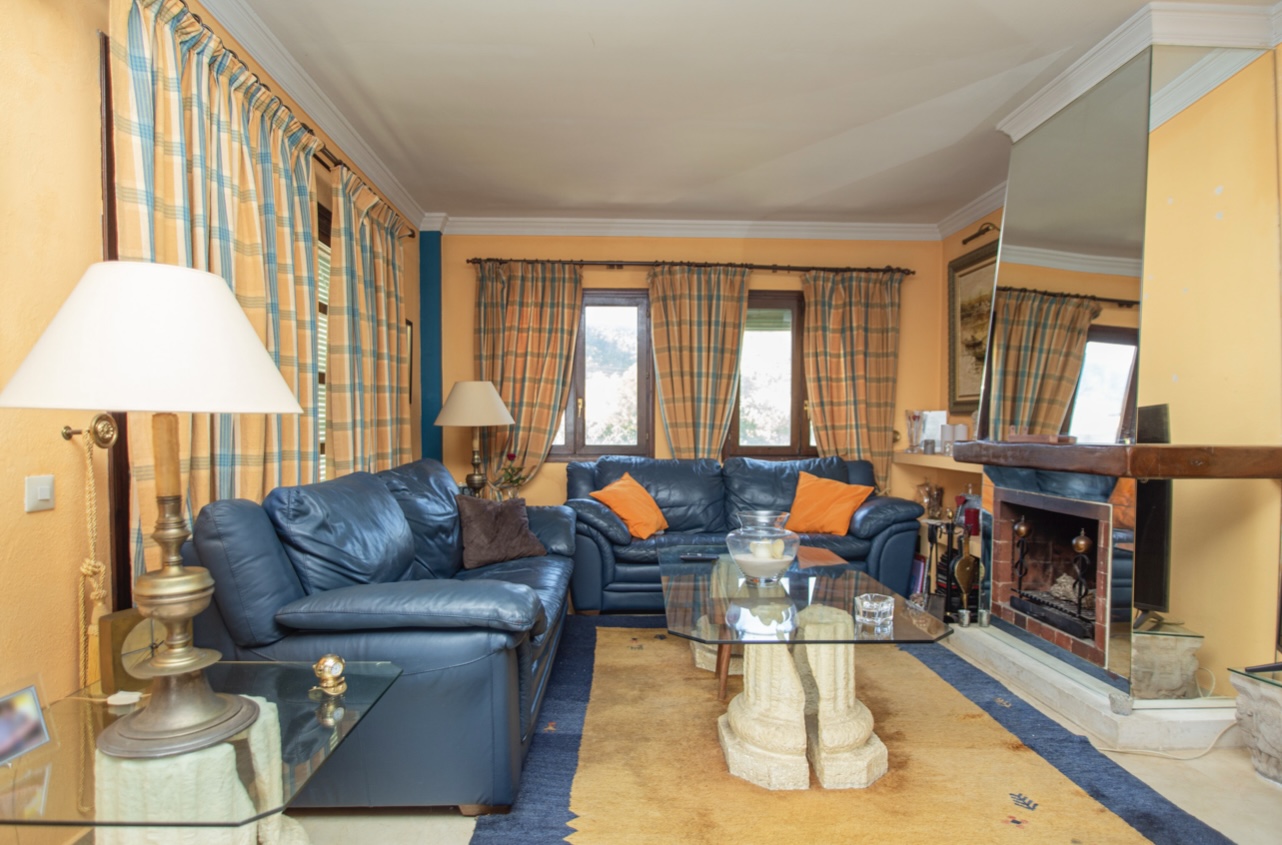 Chalet pareado en venta en Valdeolletas-Las Cancelas-Xarblanca- Marbella