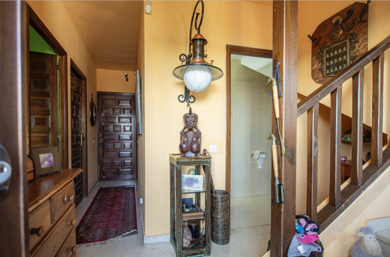 Chalet pareado en venta en Valdeolletas-Las Cancelas-Xarblanca- Marbella