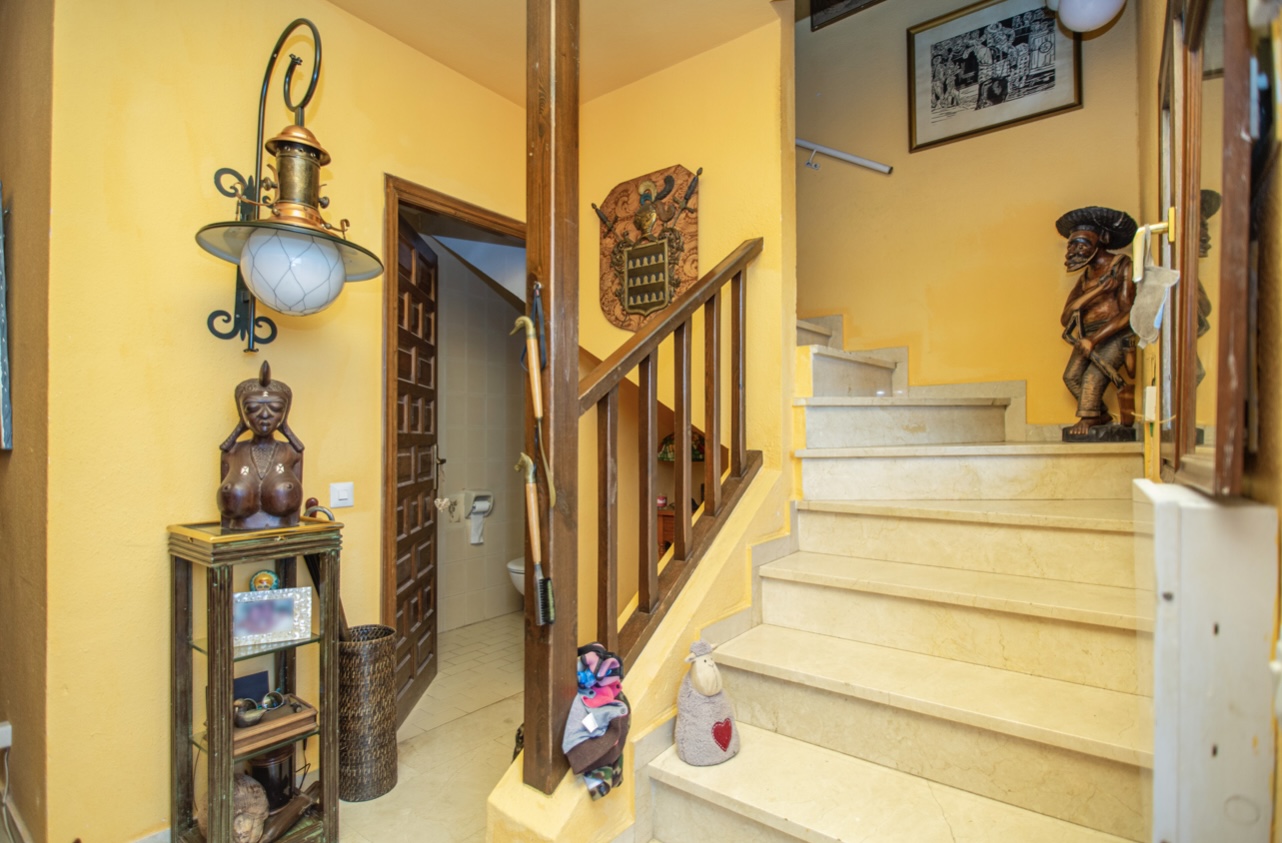 Chalet pareado en venta en Valdeolletas-Las Cancelas-Xarblanca- Marbella