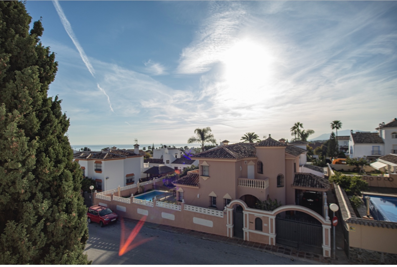 Chalet pareado en venta en Valdeolletas-Las Cancelas-Xarblanca- Marbella