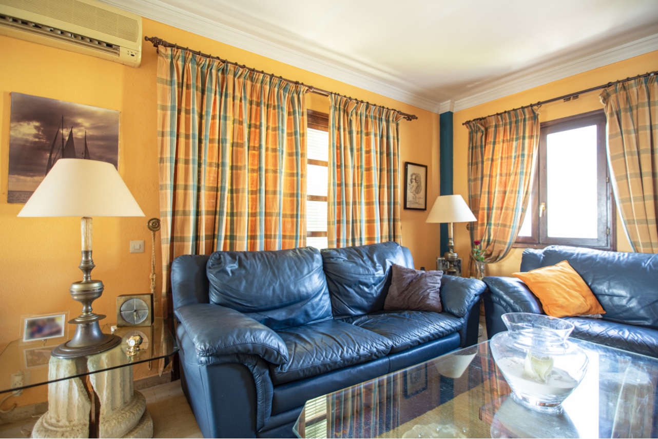 Chalet pareado en venta en Valdeolletas-Las Cancelas-Xarblanca- Marbella