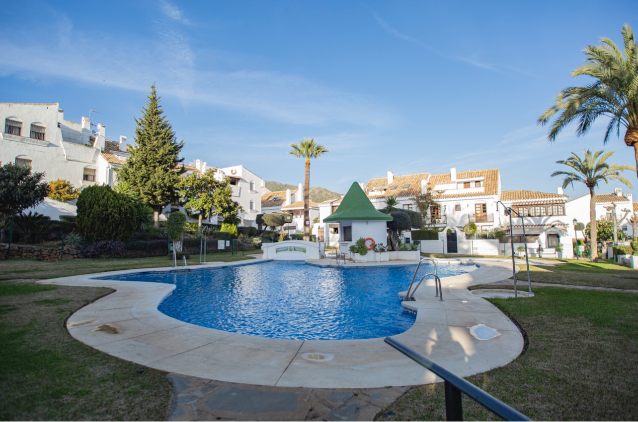 Chalet pareado en venta en Valdeolletas-Las Cancelas-Xarblanca- Marbella
