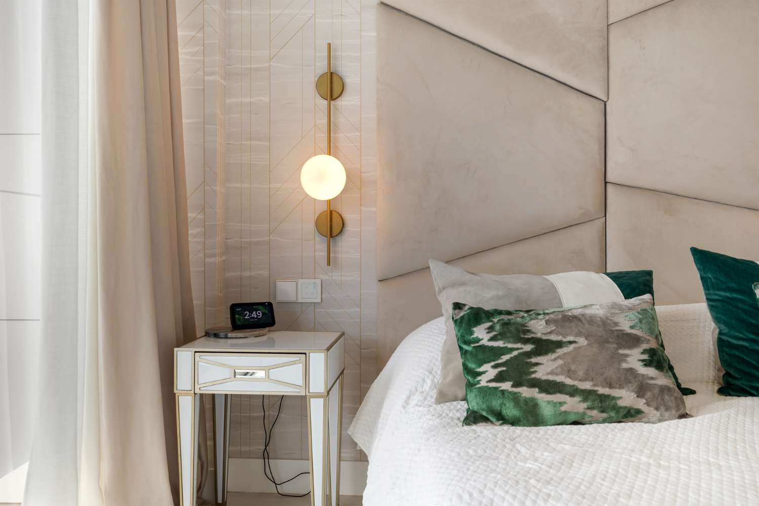 Exquisito apartamento en primera línea de playa en The Edge, Estepona