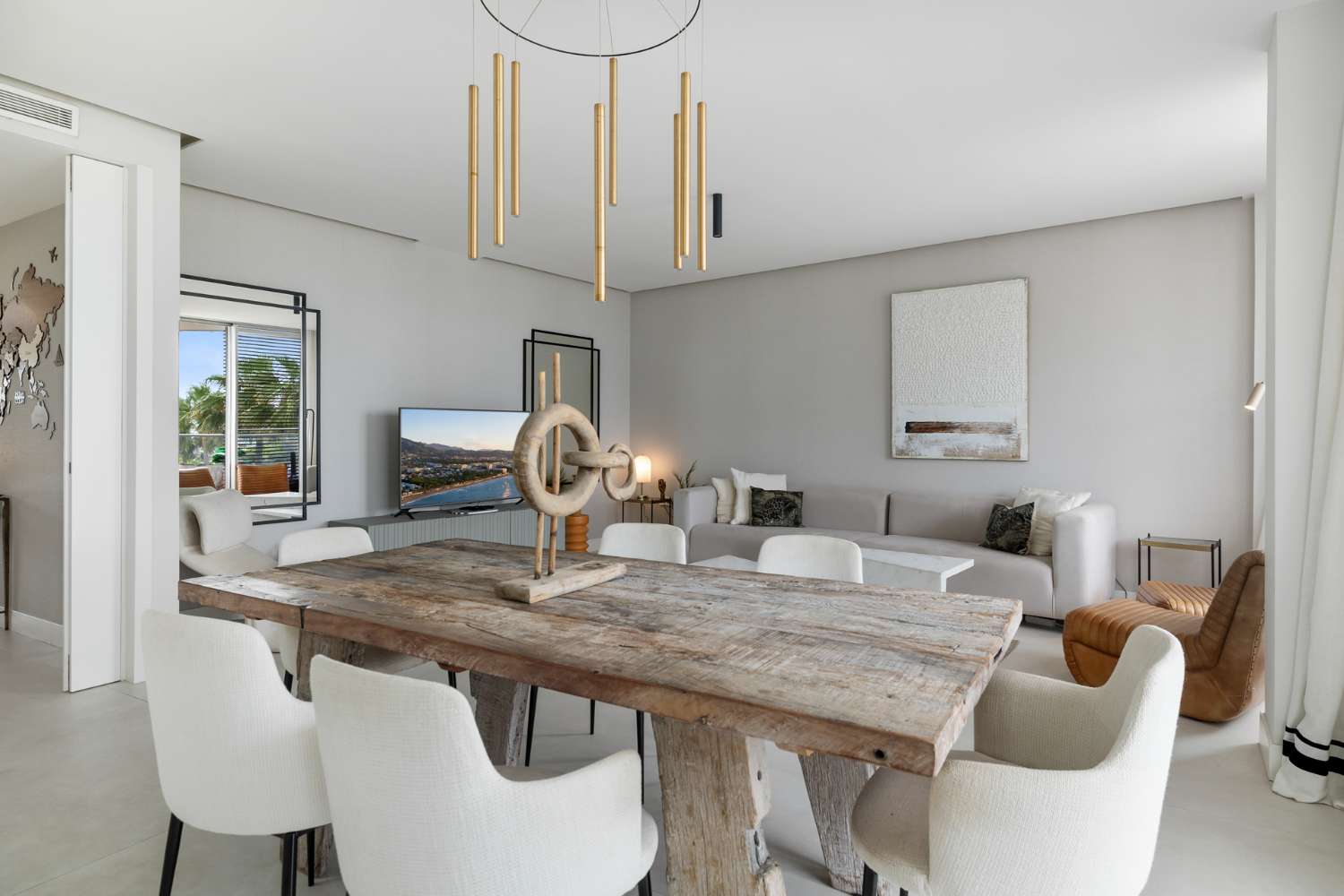 Exquisito apartamento en primera línea de playa en The Edge, Estepona