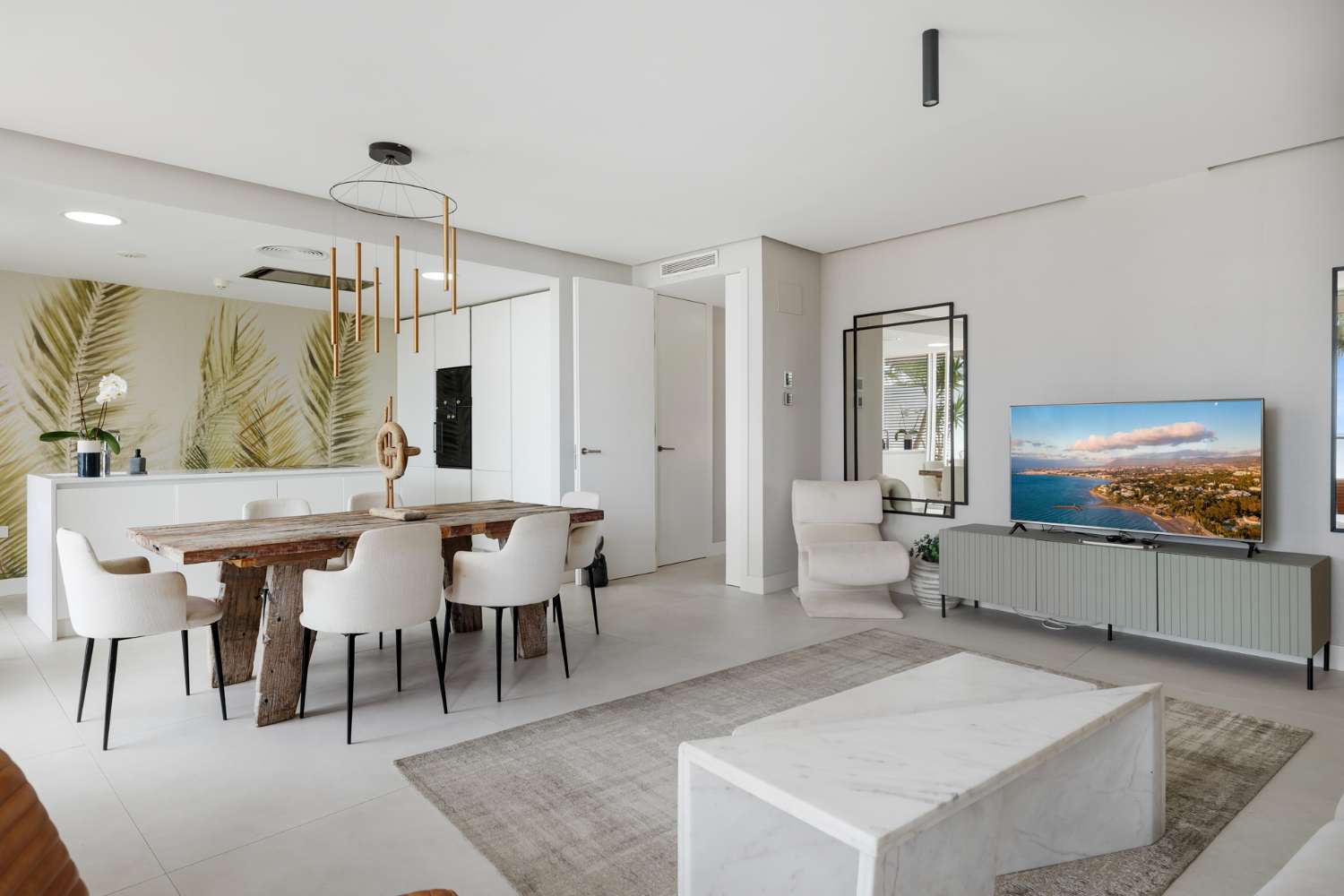 Exquisito apartamento en primera línea de playa en The Edge, Estepona