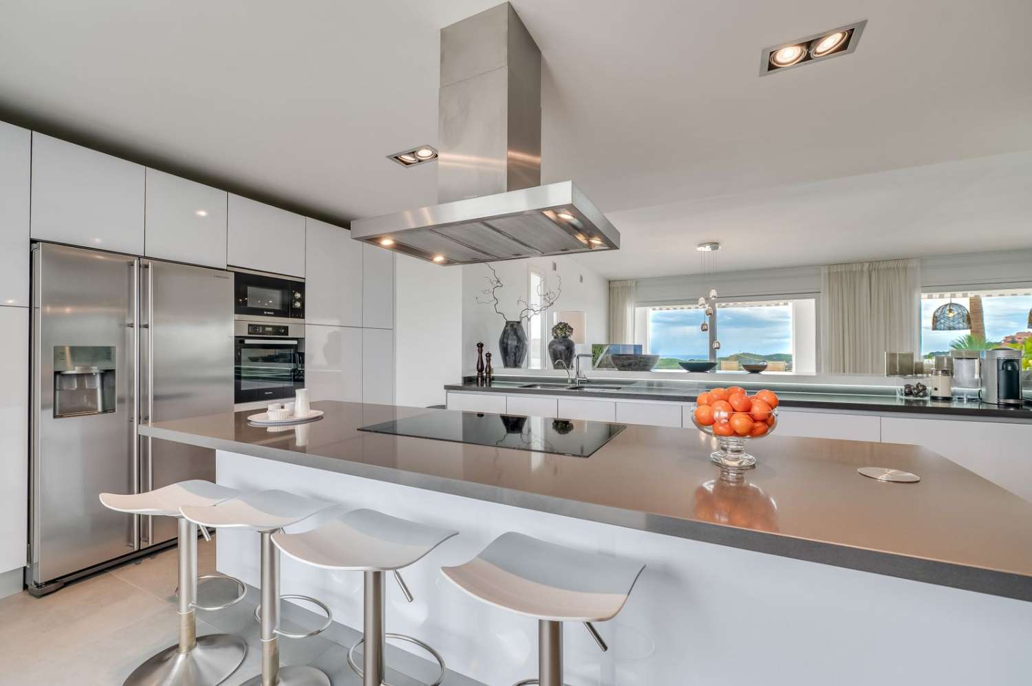 Una villa excepcional en La Mairena -Ojen -Marbella