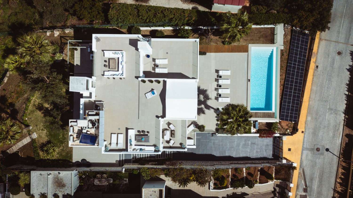 Una villa excepcional en La Mairena -Ojen -Marbella