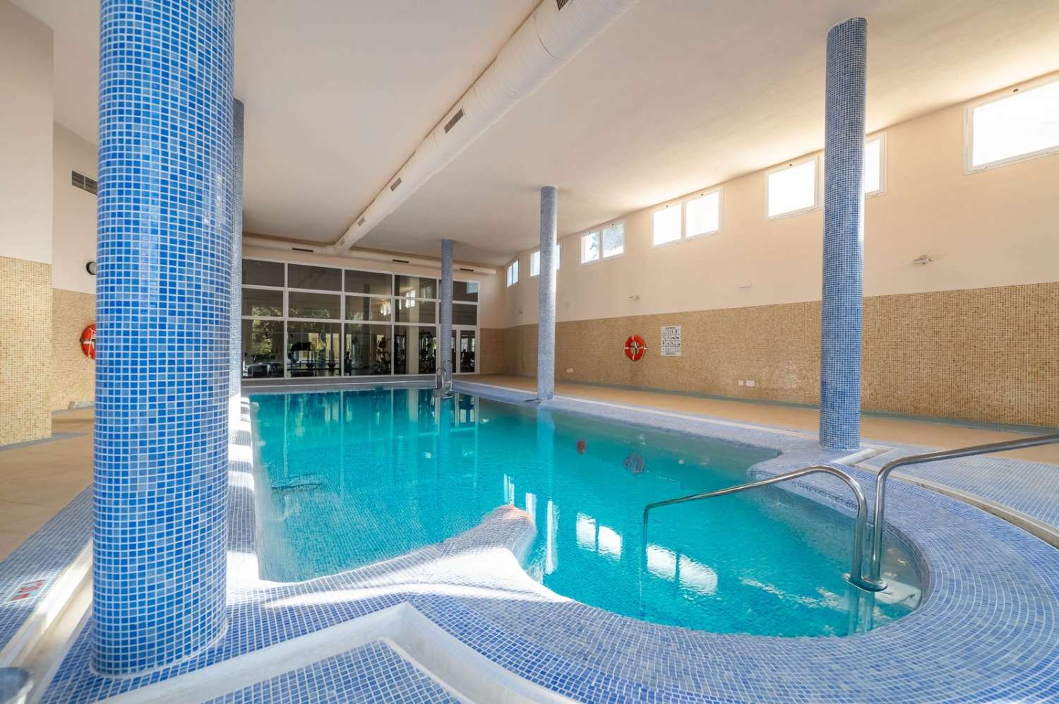 Un apartamento de ensueño en el corazón del codiciado Valle del Golf de Marbella.