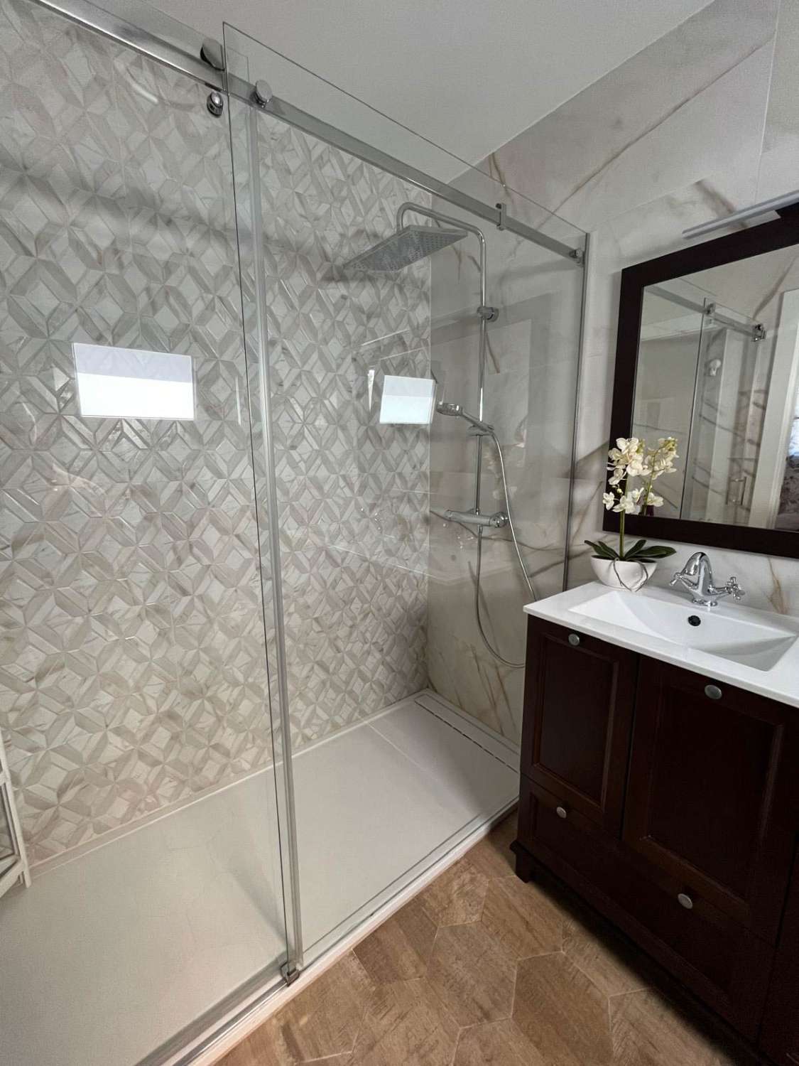 Chalet  en venta en Alhaurin de la Torre-Málaga