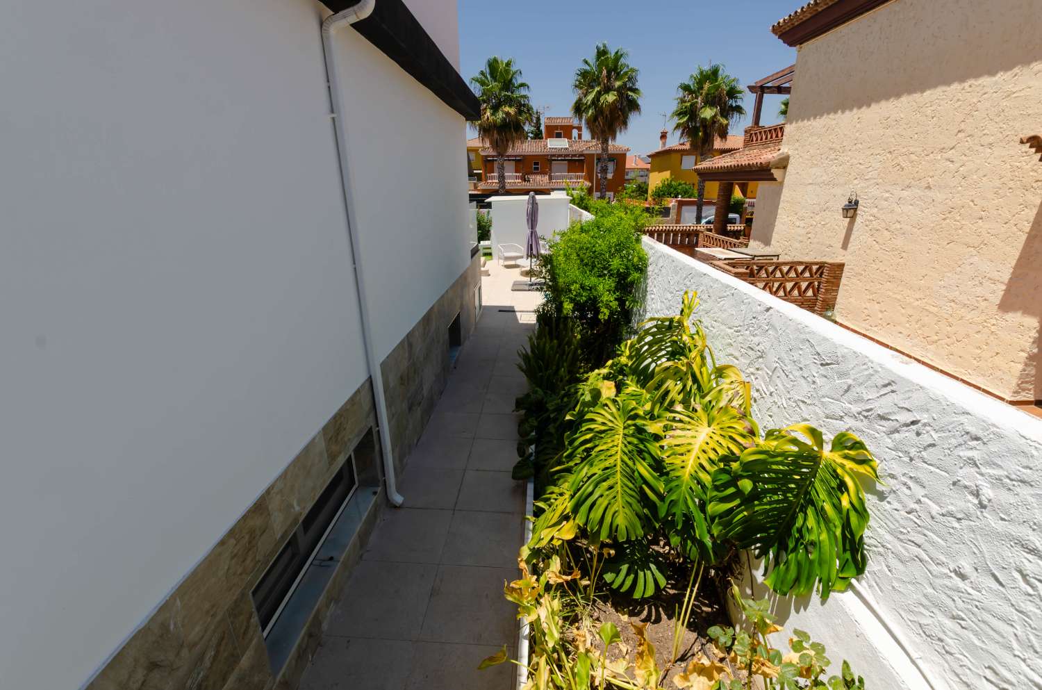 Chalet  en venta en Alhaurin de la Torre-Málaga