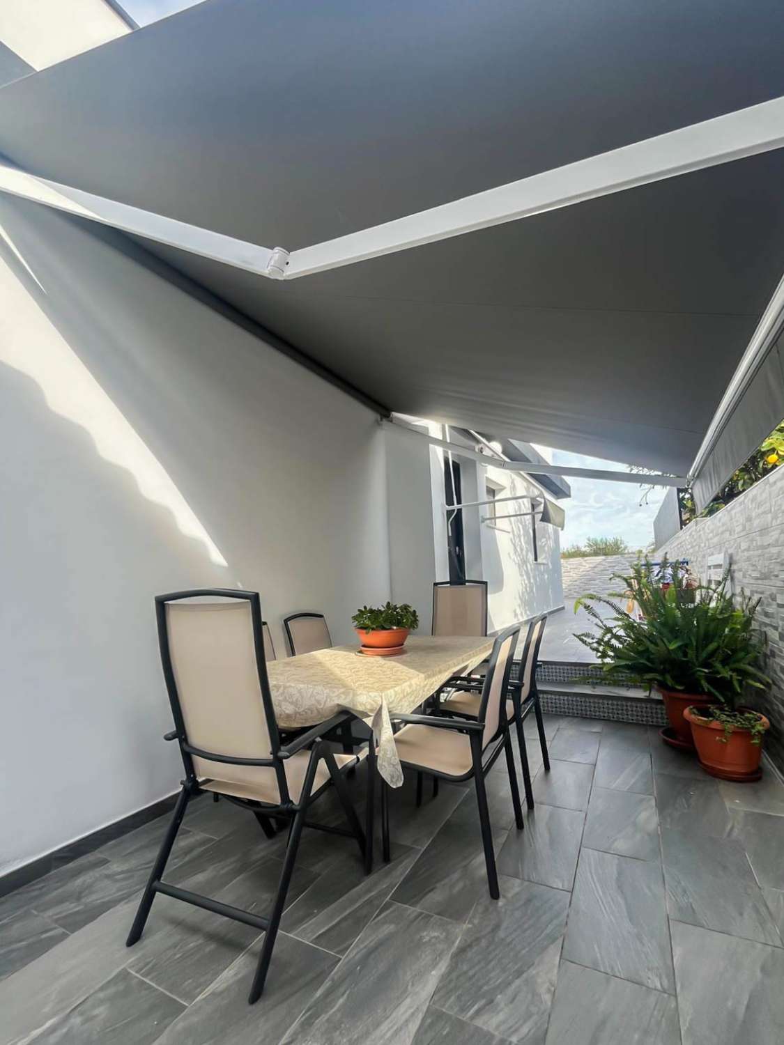 Chalet  en venta en Alhaurin de la Torre-Málaga