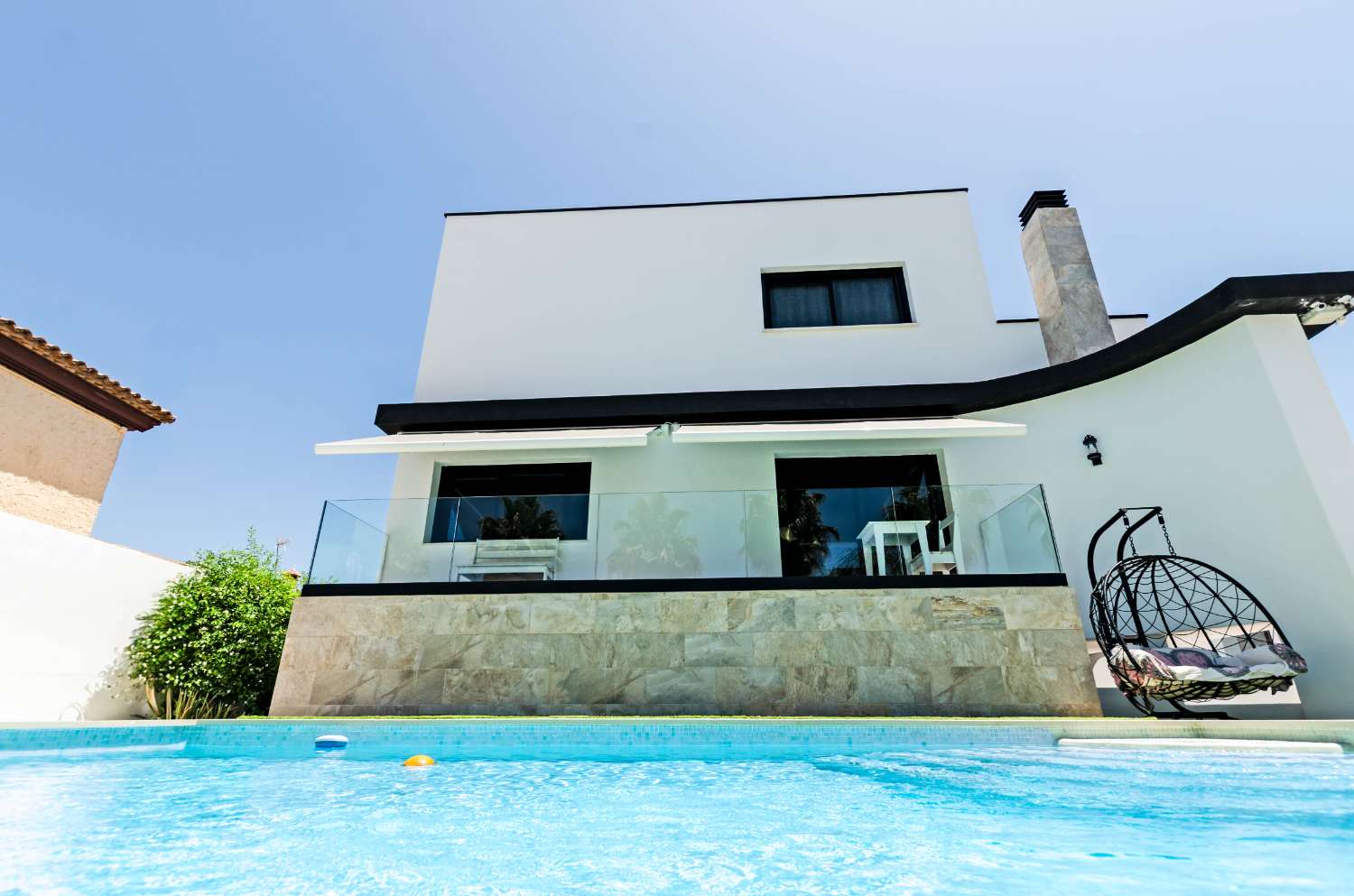 Chalet  en venta en Alhaurin de la Torre-Málaga