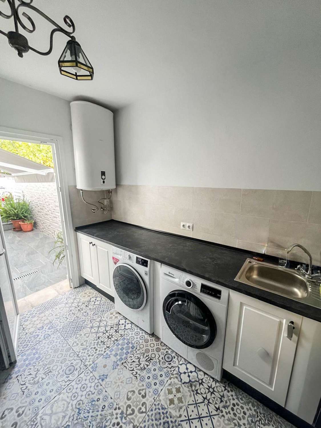 Chalet  en venta en Alhaurin de la Torre-Málaga