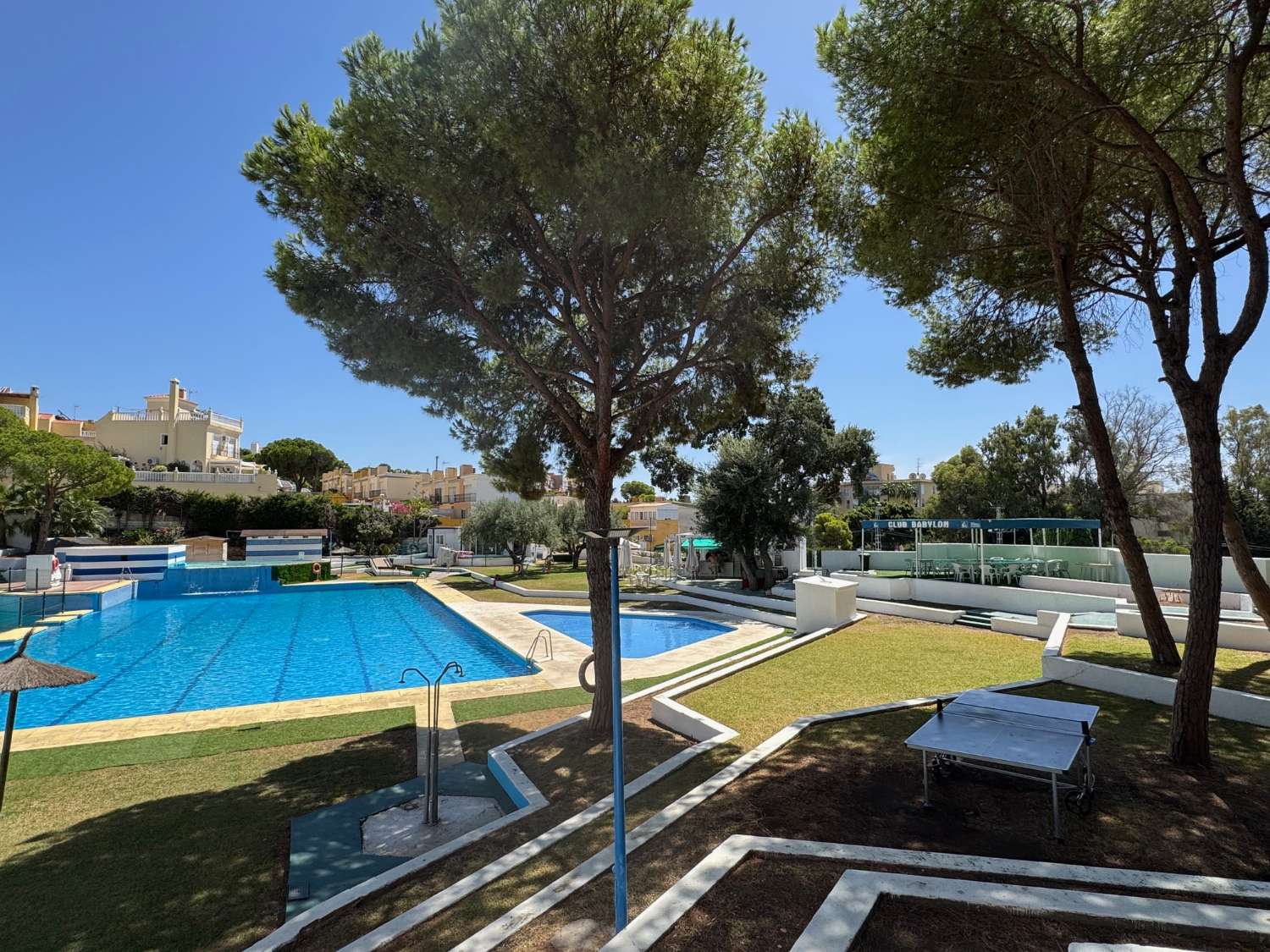 Charmant studio/appartement met 2 slaapkamers in Urb. Seghers, Estepona