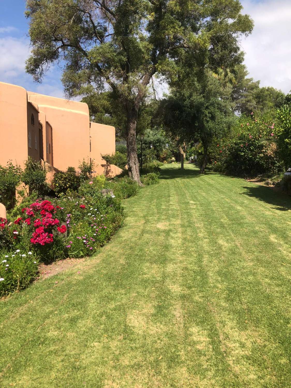 Charmant studio/appartement met 2 slaapkamers in Urb. Seghers, Estepona