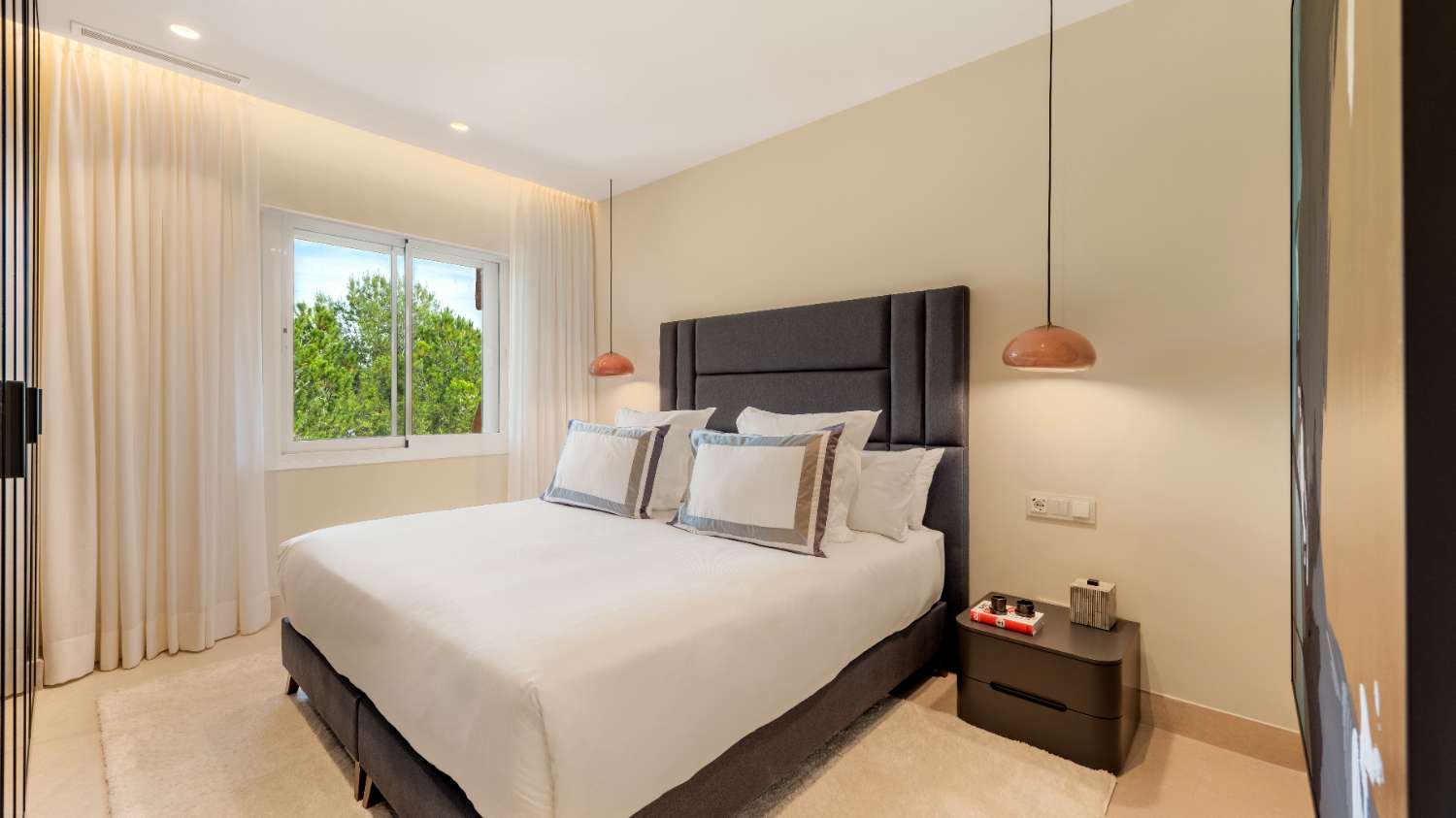 Los Granados del Mar, Nueva Milla de Oro-Estepona