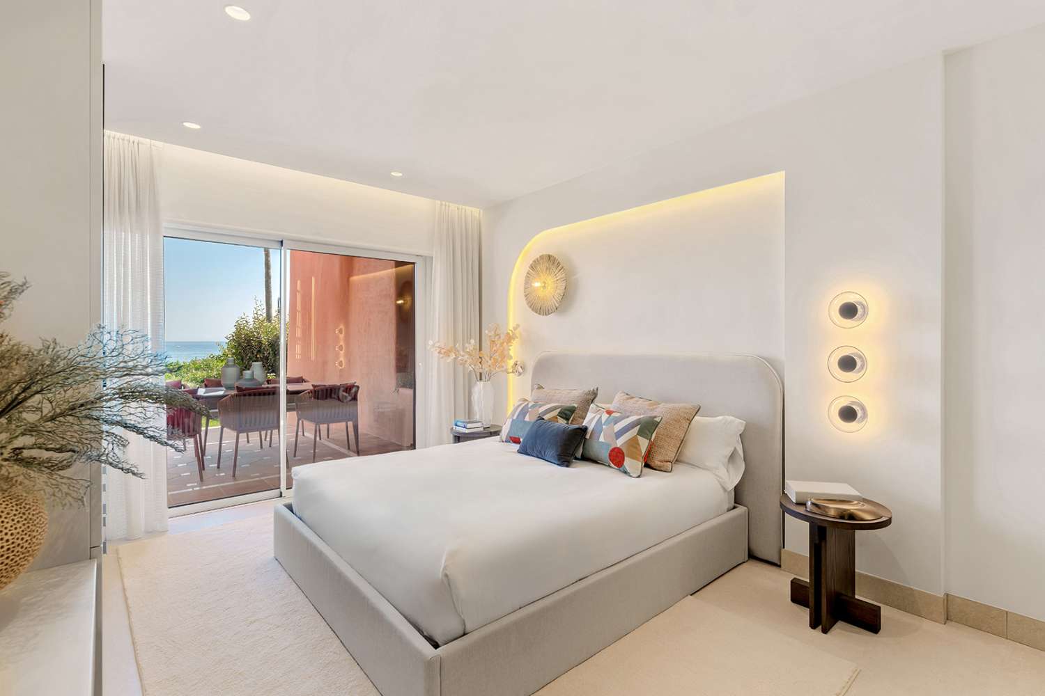 Playa de Menara - Nueva Milla de Oro- Estepona.