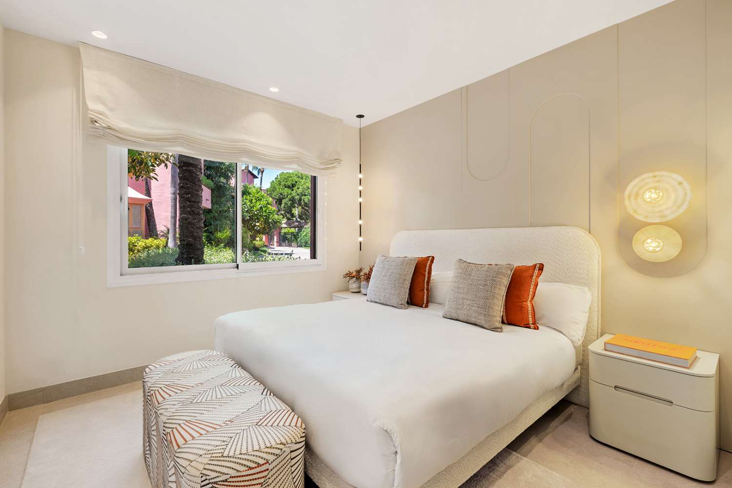 Playa de Menara - Nueva Milla de Oro- Estepona.