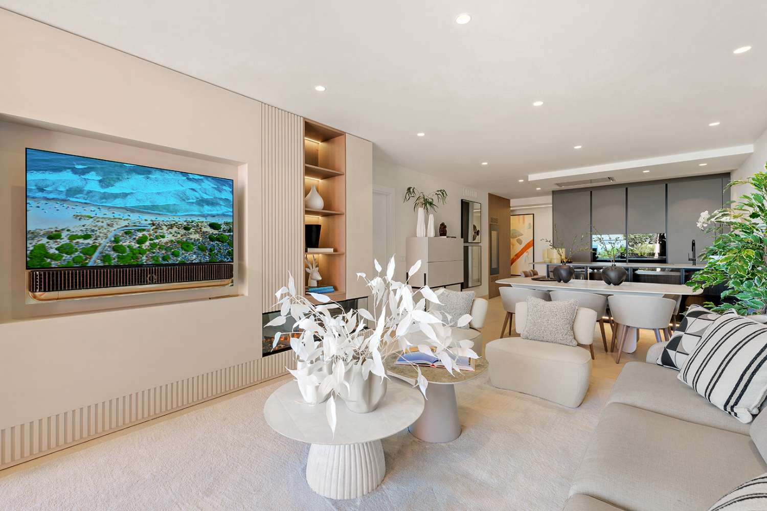 Playa de Menara - Nueva Milla de Oro- Estepona.