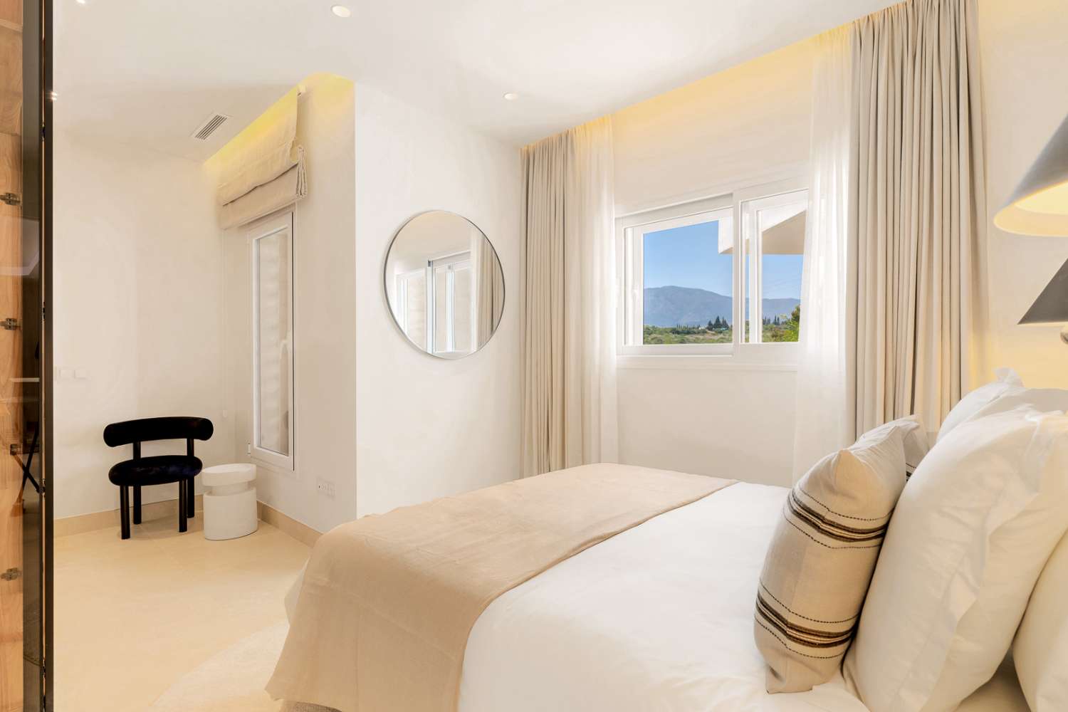 Penthouse te koop in El Velerín (Estepona)