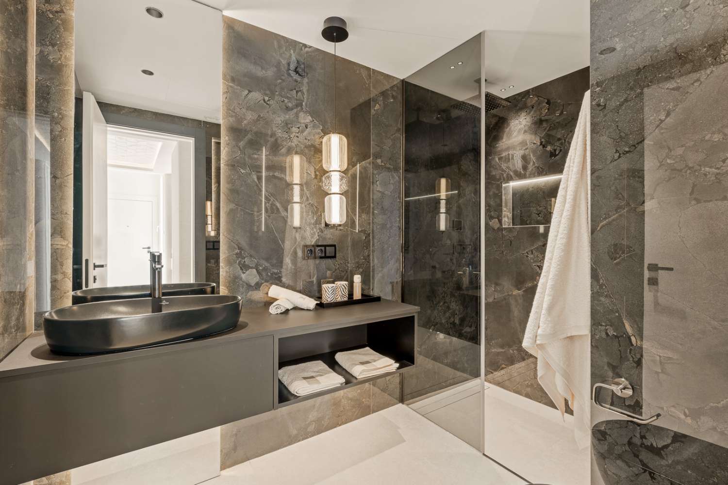 Penthouse te koop in El Velerín (Estepona)