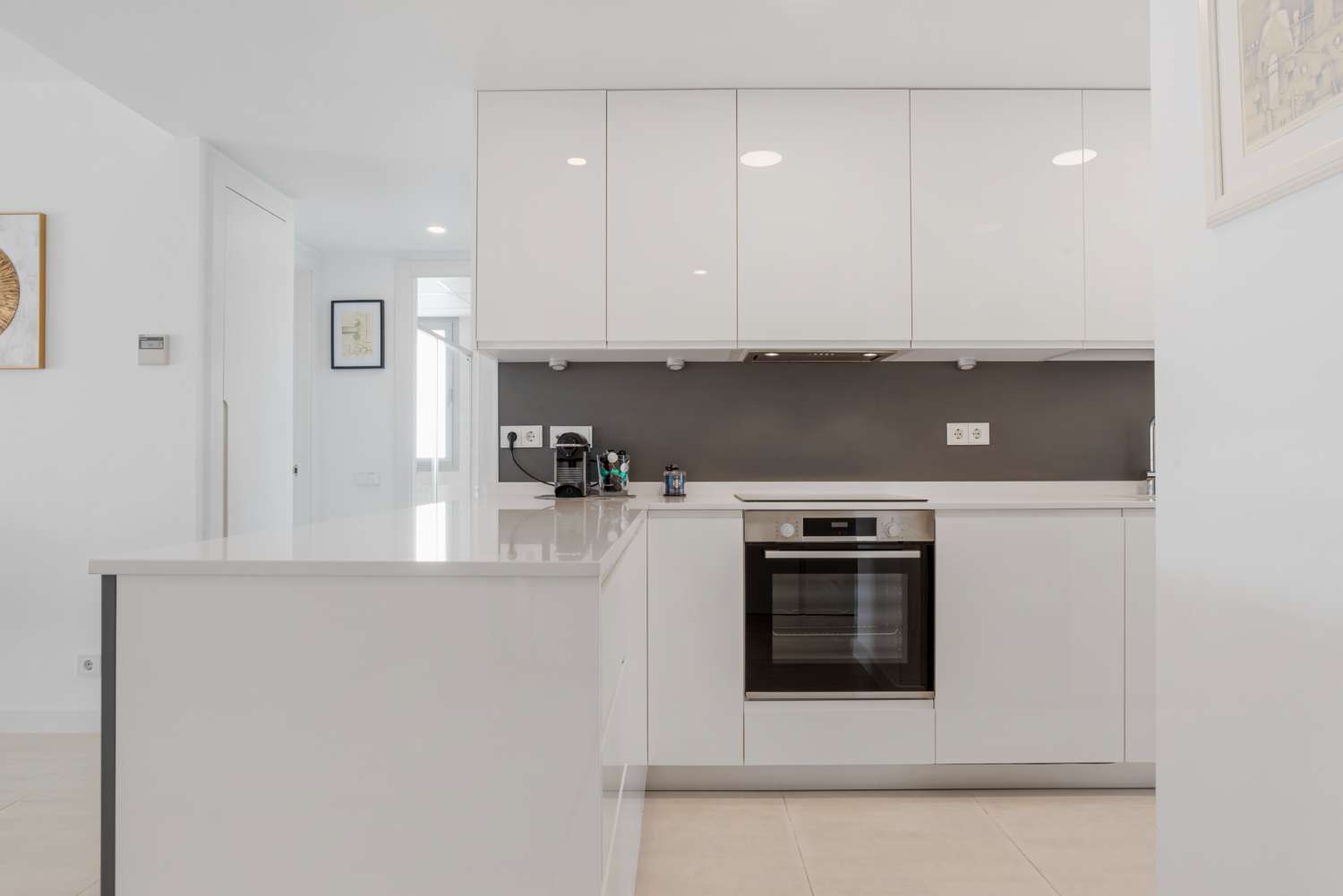 Modernes und geräumiges Penthouse mit 2 Schlafzimmern im Vanian Green Village – Urb. Selwo, Estepona-Costa del Sol