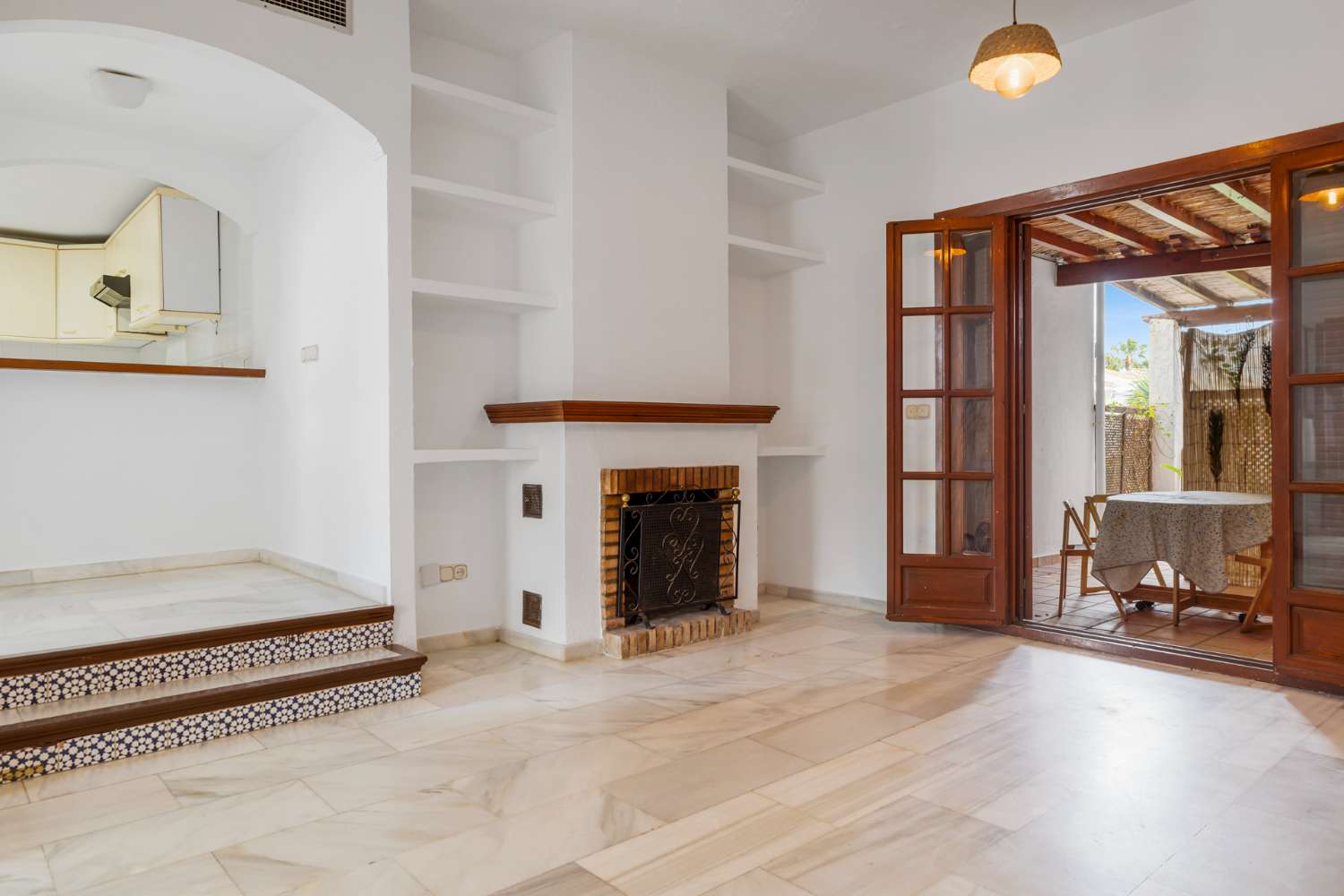 Reihenhaus mit 2 Schlafzimmern – Strandkomplex in erster Reihe – Bahía Azul, Estepona West-Costa del Sol