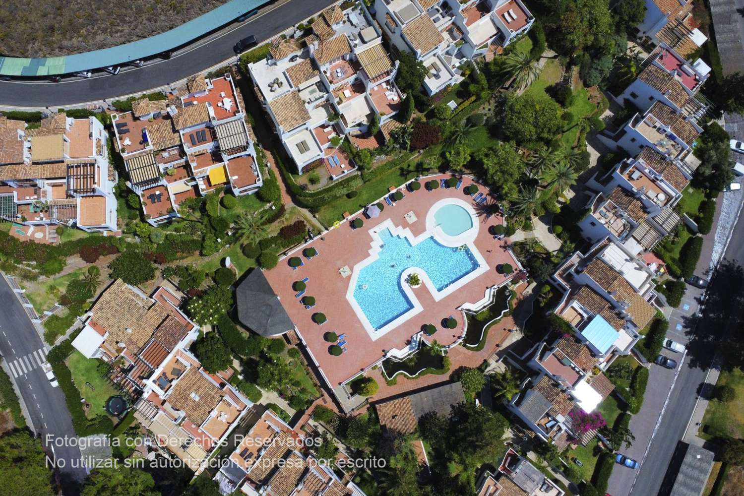 Duplex à vendre à Nueva Andalucia-Marbella-Costa del Sol