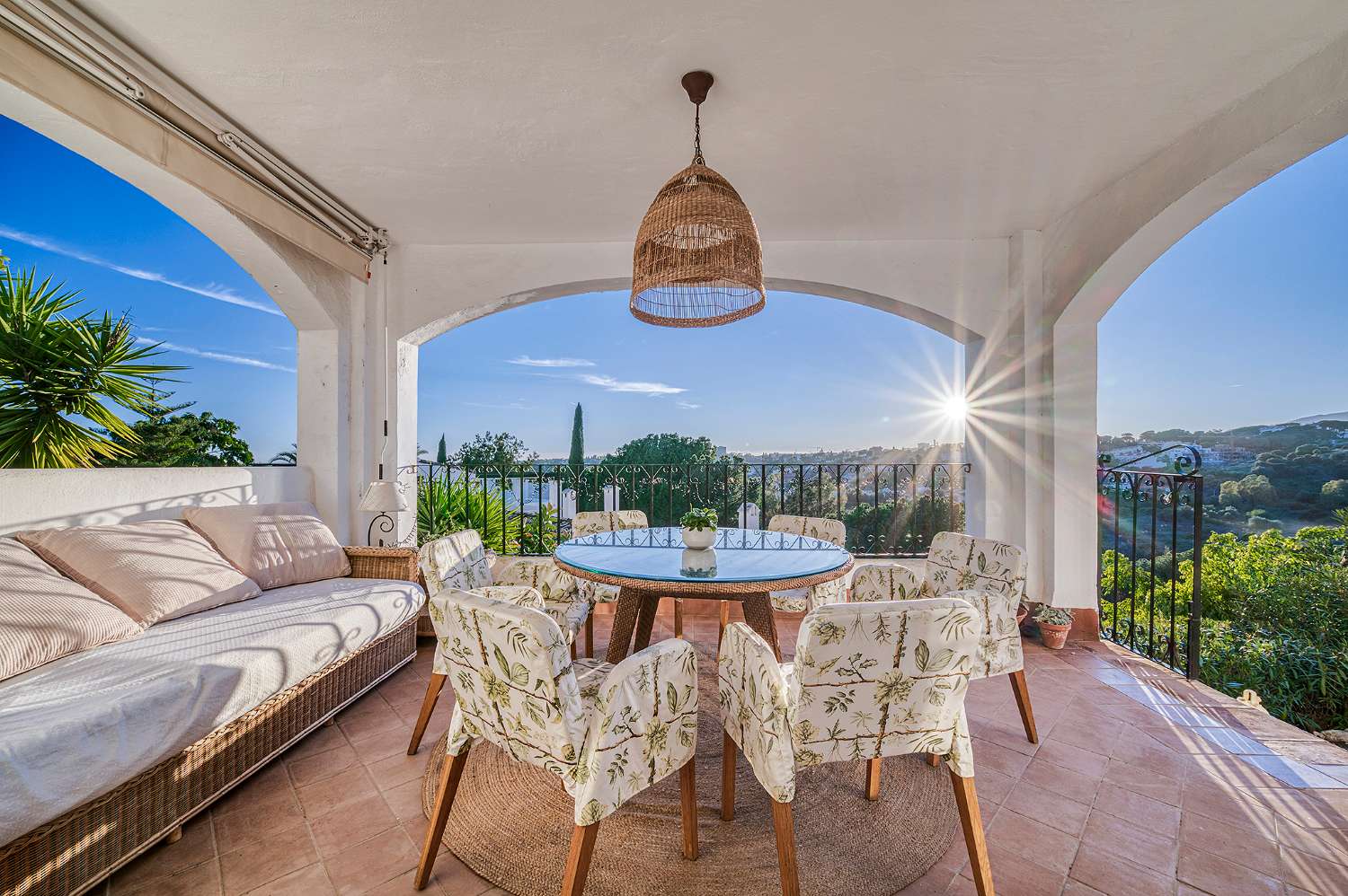 Duplex à vendre à Nueva Andalucia-Marbella-Costa del Sol